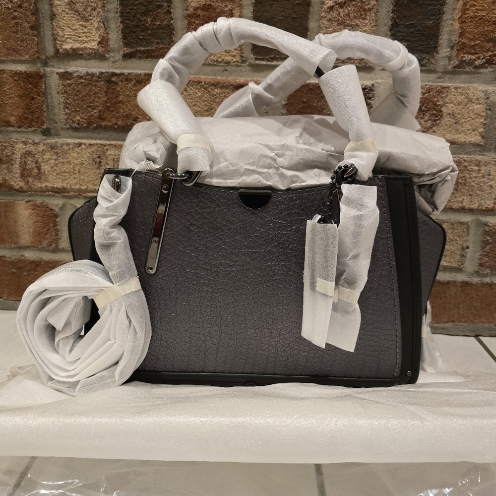 NWT Coach Metallic Graphite Dreamer 38546